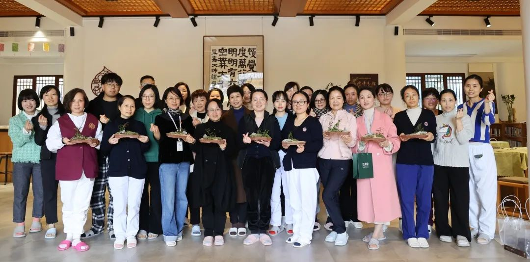 3月3日，中式传统插花与微观园艺造型活动顺利举办