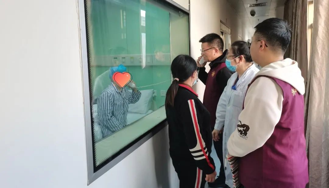 2024年12月26日，永嘉大师文化发展中心慈善部副部长阙金蝉、永嘉大师文化发展中心理事唐仙云出席“谢毓倩文学奖学金”颁奖典礼3.jpg